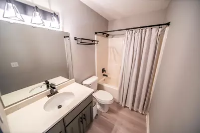 719 10th St SW, Pine Island, MN 55963 - Photo 25