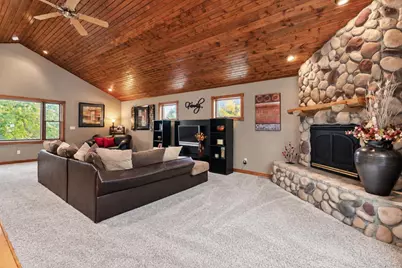 200 N Lexington Avenue, Le Center, MN 56057 - Photo 29
