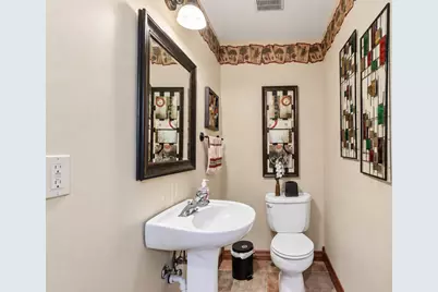 200 N Lexington Avenue, Le Center, MN 56057 - Photo 31