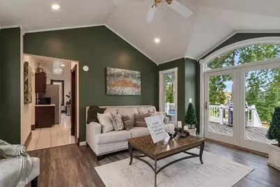 200 N Lexington Avenue, Le Center, MN 56057 - Photo 5