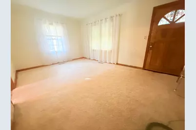 1679 Nevada Avenue E, Saint Paul, MN 55106 - Photo 3