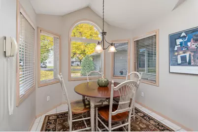 19580 Waterford Court, Shorewood, MN 55331 - Photo 5