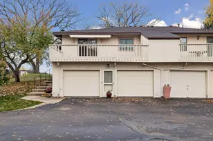 2032 Charlton Ridge, West Saint Paul, MN 55118 - Photo 1