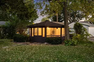 1346 Kent St, Saint Paul, MN 55117 - Photo 5