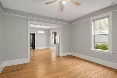2445 Lyndale Avenue S, Minneapolis, MN 55405 - Photo 7