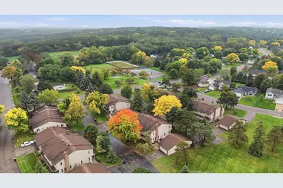 4711 Lund Point, Eagan, MN 55122 - Photo 41