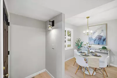 4711 Lund Point, Eagan, MN 55122 - Photo 9