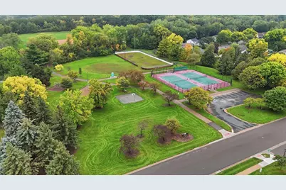4711 Lund Point, Eagan, MN 55122 - Photo 49