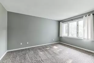 9505 Club House Rd, Eden Prairie, MN 55347 - Photo 11