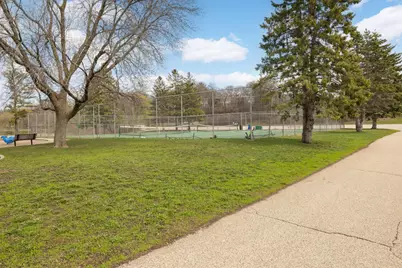 5505 Warden Avenue, Edina, MN 55436 - Photo 41