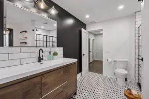 2510 W 22nd St, Minneapolis, MN 55405 - Photo 23