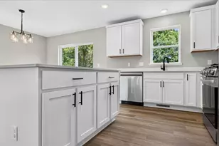 37559 Greenway Ave, North Branch, MN 55056 - Photo 11