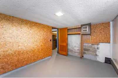 412 S Nicollet Street, Blue Earth, MN 56013 - Photo 23