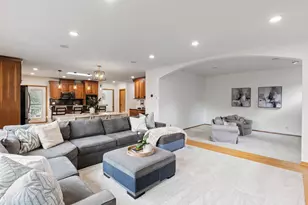 8370 W Lake Dr, Chanhassen, MN 55317 - Photo 13
