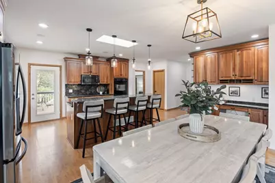 8370 W Lake Drive, Chanhassen, MN 55317 - Photo 17