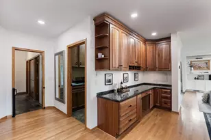 8370 W Lake Dr, Chanhassen, MN 55317 - Photo 7