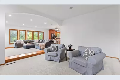 8370 W Lake Drive, Chanhassen, MN 55317 - Photo 15