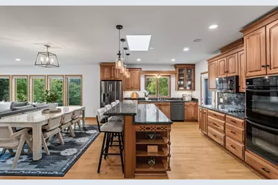 8370 W Lake Drive, Chanhassen, MN 55317 - Photo 3