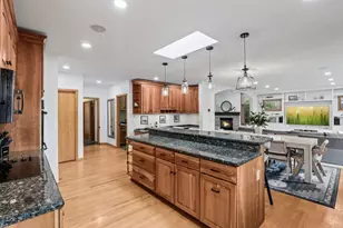 8370 W Lake Dr, Chanhassen, MN 55317 - Photo 5