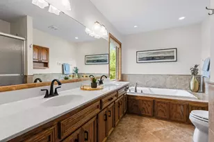 8370 W Lake Dr, Chanhassen, MN 55317 - Photo 29