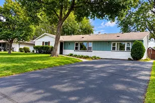 7913 5th St NE, Fridley, MN 55432 - Photo 5