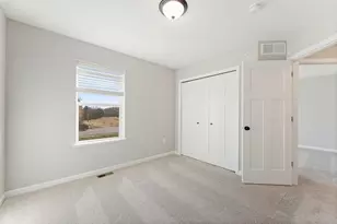 23153 Creekview Ct, Rogers, MN 55374 - Photo 15