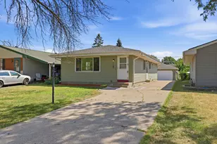 2336 12th Ave E, North Saint Paul, MN 55109 - Photo 5
