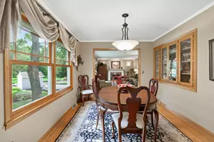 9923 Brookside Cir, Bloomington, MN 55431 - Photo 17