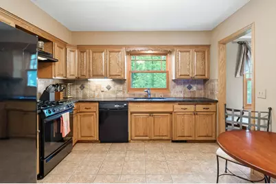 9923 Brookside Circle, Bloomington, MN 55431 - Photo 15