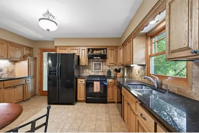 9923 Brookside Circle, Bloomington, MN 55431 - Photo 13