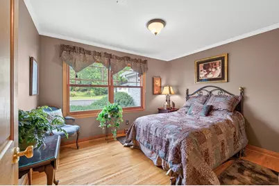 9923 Brookside Circle, Bloomington, MN 55431 - Photo 25