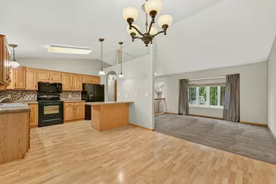 419 43rd Avenue NW, Rochester, MN 55901 - Photo 5