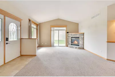 4121 Trumpeter Drive SE, Rochester, MN 55904 - Photo 3