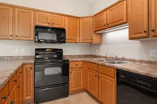 4121 Trumpeter Dr S E, Rochester, MN 55904 - Photo 11