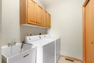4121 Trumpeter Dr S E, Rochester, MN 55904 - Photo 27