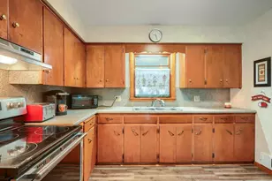 830 5th St W, Hastings, MN 55033 - Photo 7