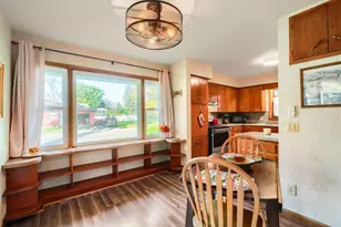 830 5th St W, Hastings, MN 55033 - Photo 5