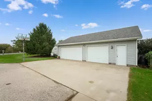 8585 Halloran Ln NW, Rochester, MN 55901 - Photo 29
