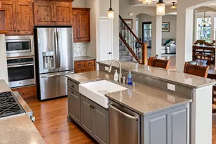 19235 Huxley Ave, Lakeville, MN 55044 - Photo 9
