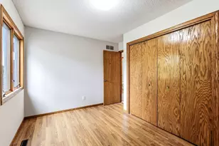 17330 Ipswich Way, Lakeville, MN 55044 - Photo 19