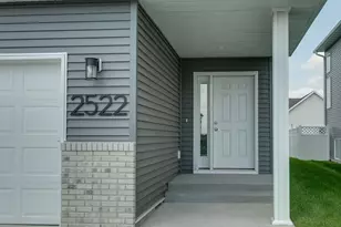 2522 38th Ave S, Moorhead, MN 56560 - Photo 3