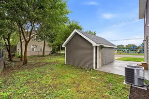 4533 Welcome Ave N, Crystal, MN 55422 - Photo 7