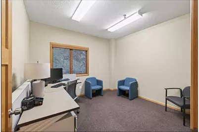 2115 County Road D E #200, Maplewood, MN 55109 - Photo 5