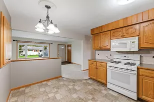 823 East Street S, Caledonia, MN 55921 - Photo 5
