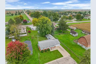 823 East Street S, Caledonia, MN 55921 - Photo 17
