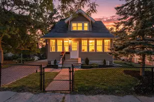 211 Morton Street E, Saint Paul, MN 55107 - Photo 25