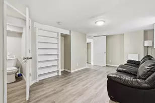 211 Morton Street E, Saint Paul, MN 55107 - Photo 19