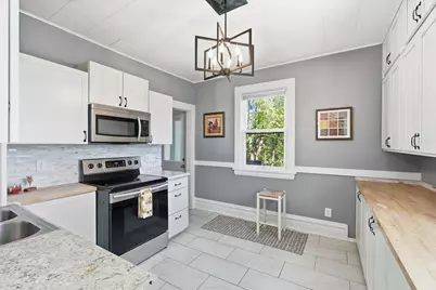 211 Morton Street E, Saint Paul, MN 55107 - Photo 11