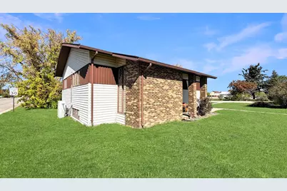 227 1st Avenue SW, Clearbrook, MN 56634 - Photo 3