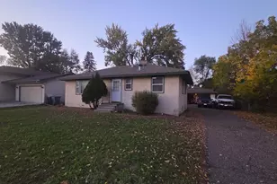 627 Grant St, Anoka, MN 55303 - Photo 1
